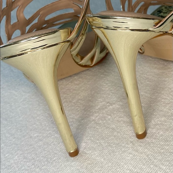 Aldo brand gold colored gladiator style heels - Picture 7 of 12